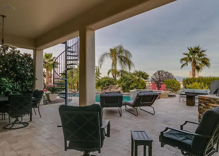 Luxury Contemporary Sanctuary W Pool And Views Holiday home Fountain Hills