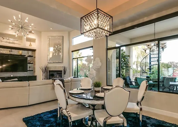 Luxury Contemporary Sanctuary W Pool And Views Fountain Hills
