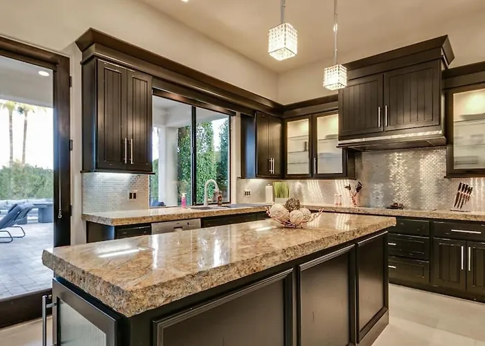 Luxury Contemporary Sanctuary W Pool And Views Holiday home Fountain Hills
